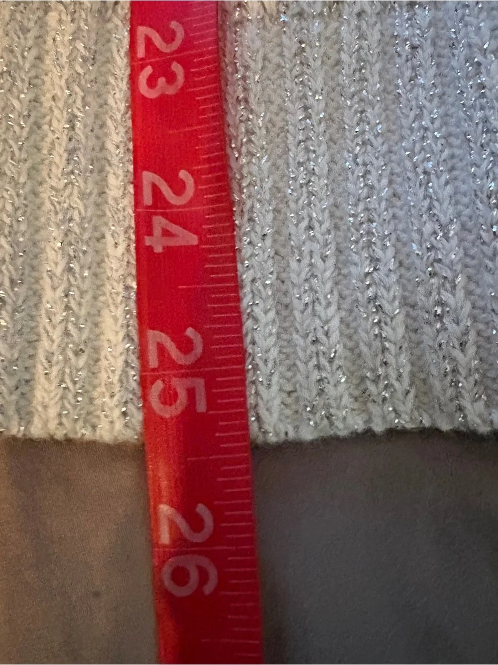 J. Crew Women's Size Medium Cream Cable Knit Sweater - Classic Crewneck